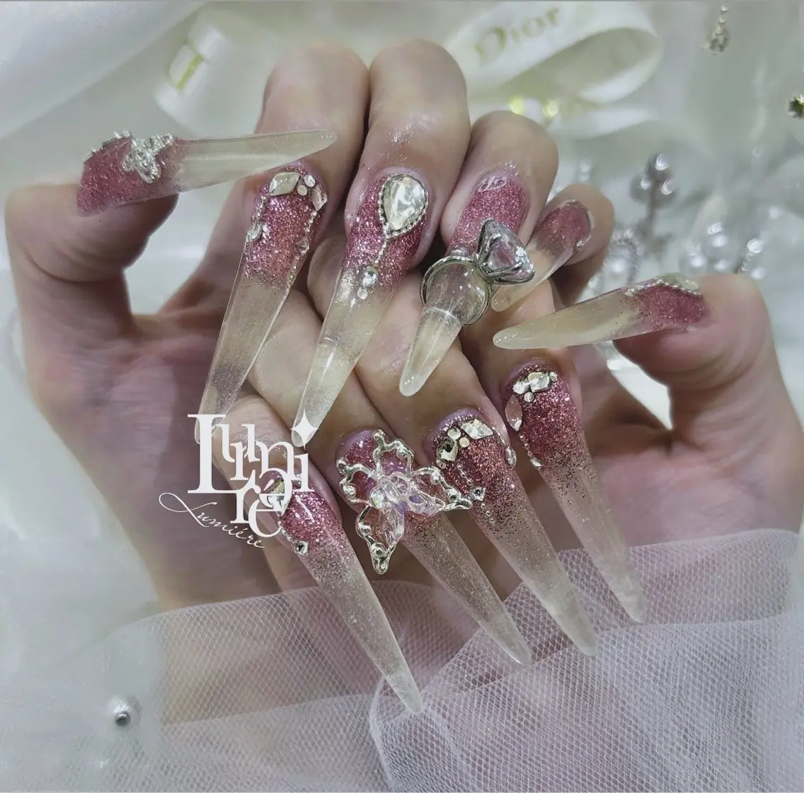 ネイル ロングネイル スーパーロングネイル ハンドネイル Lumière｜ ロング｜ワンホンのネイルデザイン