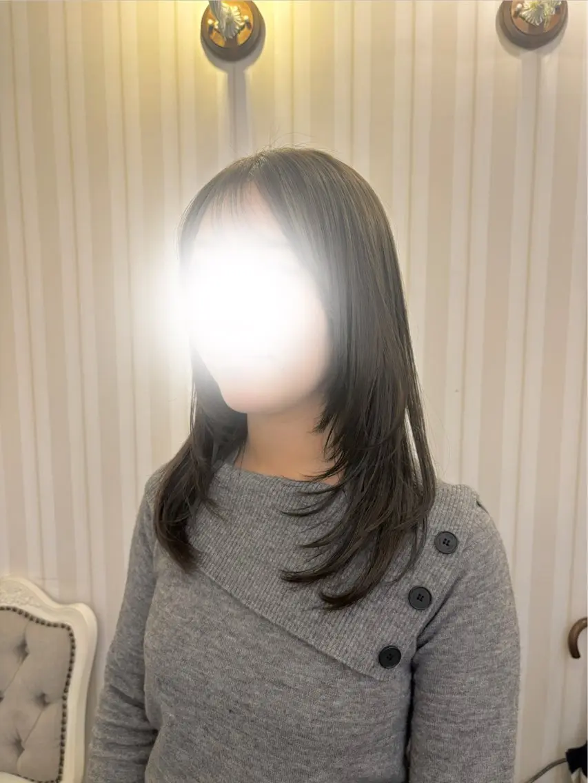 セミロング カラー カット ヘアカラー トリートメント 🎼レイヤー/透明感 カラー/nene♬のヘアスタイル