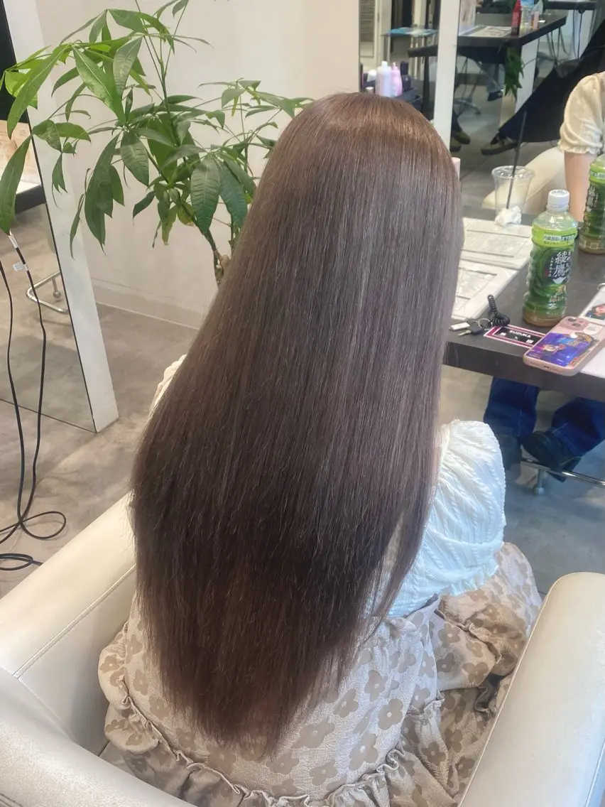 ロング カラー ブリーチ 透明感カラー グレージュ ヘアカラー トリートメント 透明感カラー/髪質 改善🎀suzukaのヘアスタイル