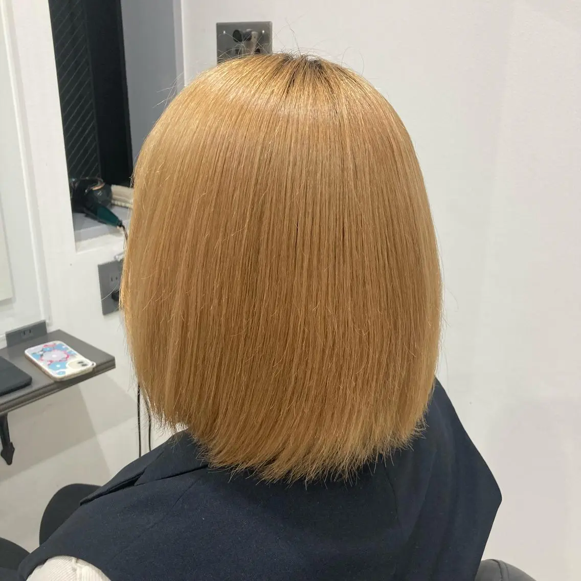 ミディアム パーマ ストレートパーマ 縮毛矯正 ピンクカラー🎀 米津 美佑のヘアスタイル