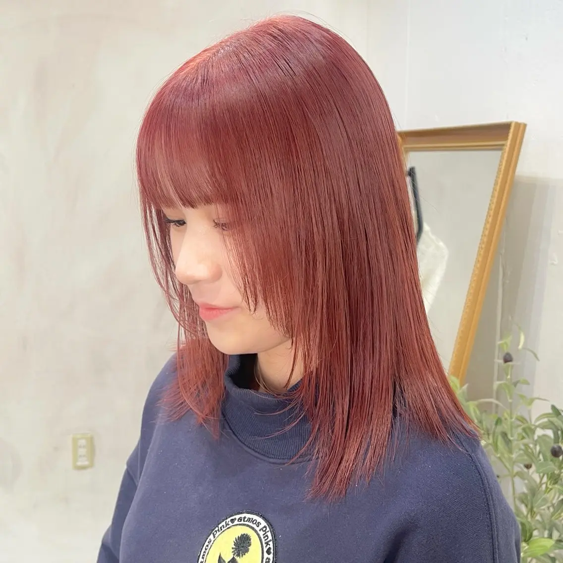 ミディアム 顔まわりレイヤー レイヤーカット ヘアカラー トリートメント 垢抜け透明感カラー 🧚🏻‍♀️ミユウのヘアスタイル