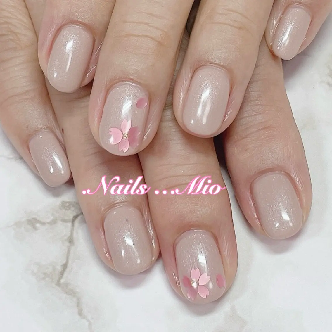 ネイル アートネイル ジェルネイル ワンカラーネイル .Nails Mio 赤羽西ネイルサロンのネイルデザイン