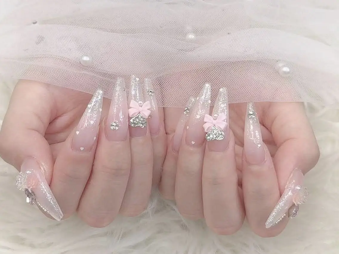 ネイル 成人式 マグネットネイル 大理石ネイル(マーブル) リボン 夏ネイル ハンドネイル MoMoA Nail ネイル長さ出し専門店のネイルデザイン