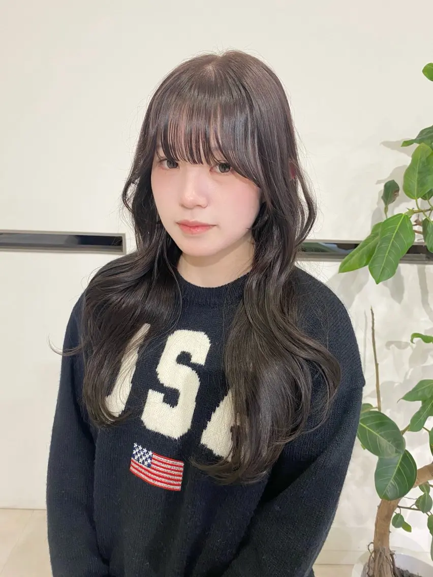 ロング カラー ブリーチ ダブルカラー グレージュ ブリーチなしカラー ヘアカラー annuy 🩶るのんのヘアスタイル