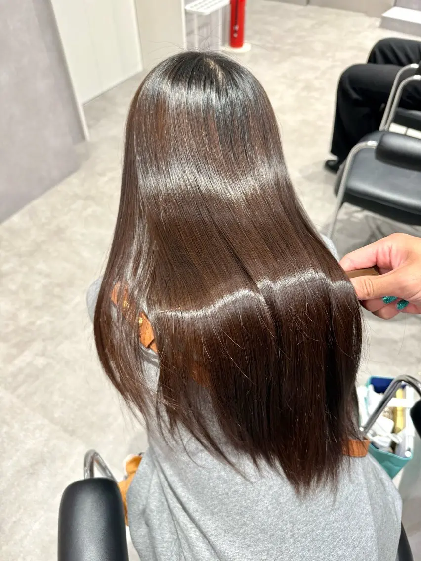 ロング カラー パーマ ヘアアレンジ 髪質改善 縮毛矯正 トリートメント ストレートパーマ ヘアカラー 縮毛矯正 トリートメント 縮毛矯正/髪質改善/ ブリーチ毛/木元渓太のヘアスタイル