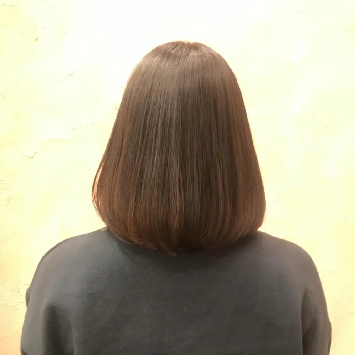 ミディアム 縮毛矯正 香取 里実のヘアスタイル