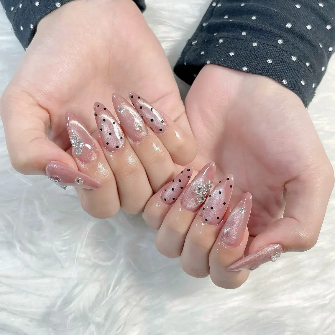 ネイル Hin Hana Nailのネイルデザイン