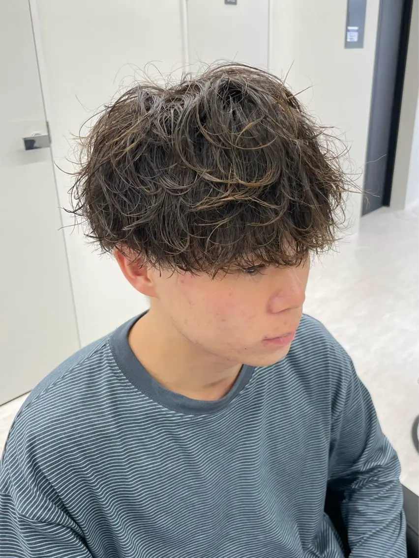 パーマ メンズ メンズパーマ 波巻きパーマ カット パーマ 福永速人 /メンズパーマのヘアスタイル