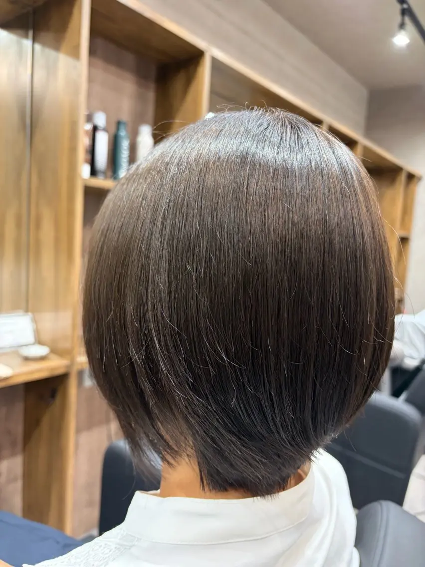 ショート くびれヘア カット 山本 彩加のヘアスタイル