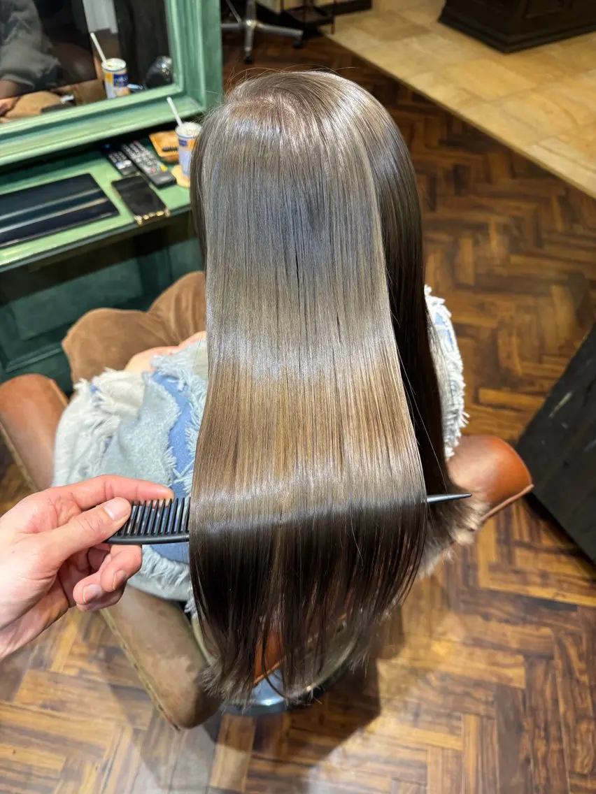 ロング ロング カット ヘアカラー Monan 新宿店のヘアスタイル