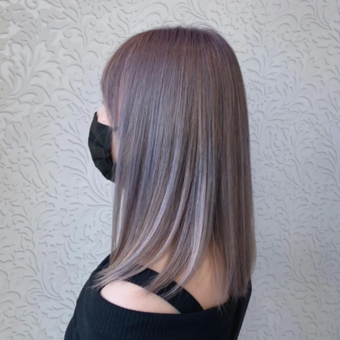 ミディアム パープルカラー 顔周りカット/透明感 カラー🤍大塚蛍のヘアスタイル