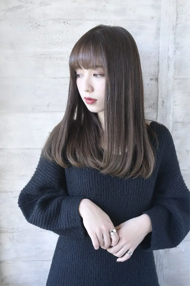 ミディアム 丸山 心 / 艶カラーのヘアスタイル