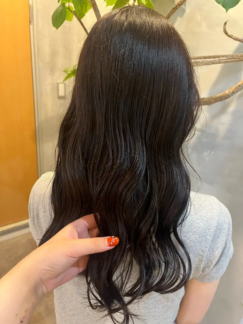 ロング ヘアカラー 佐伯 美麗のヘアスタイル