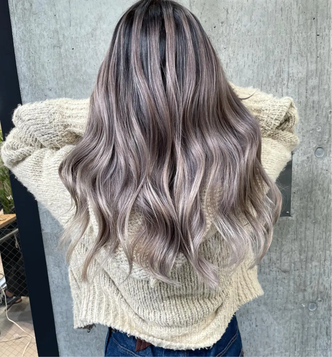 セミロング レイヤーカット ヘアカラー タナカ タクヤのヘアスタイル