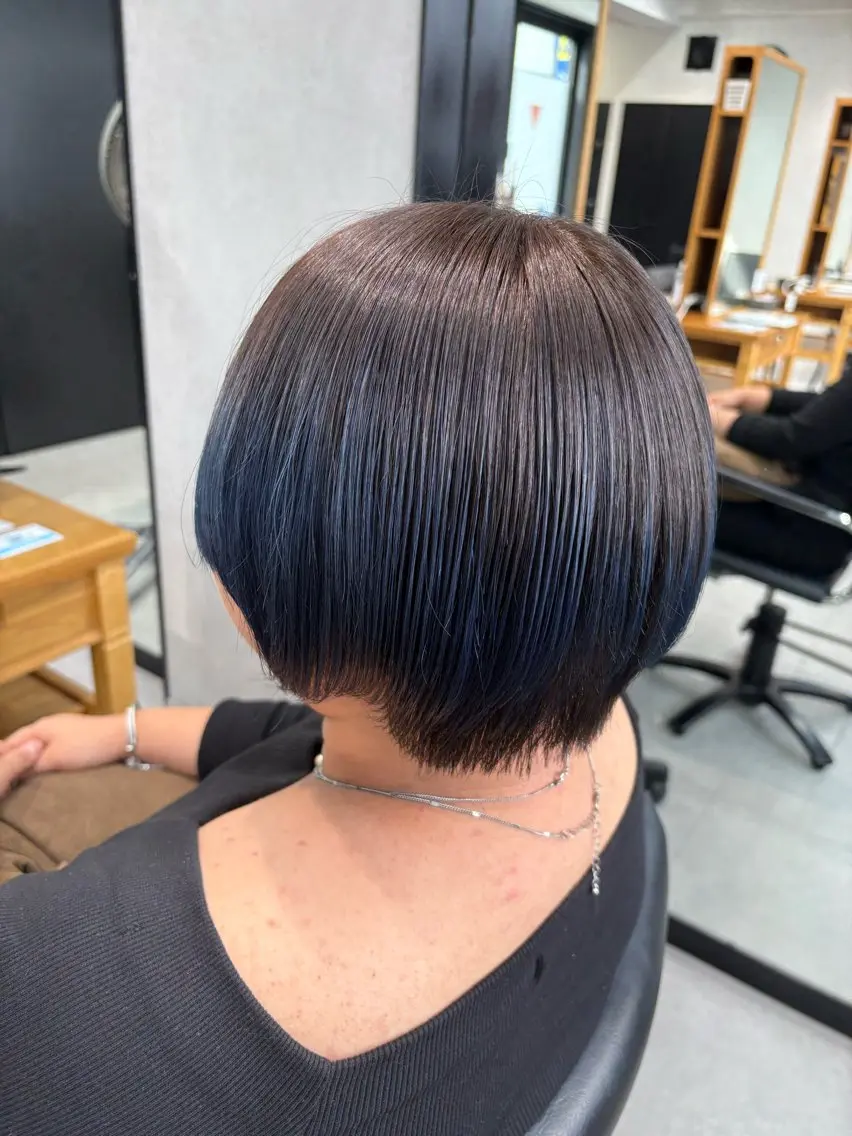 ショート ヘアカラー カラーモデル募集 🤍momoha🤍のヘアスタイル