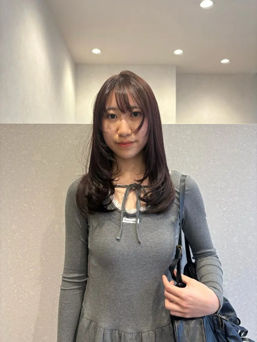 セミロング カラー ピンクカラー Inity心斎橋/ クルミのヘアスタイル