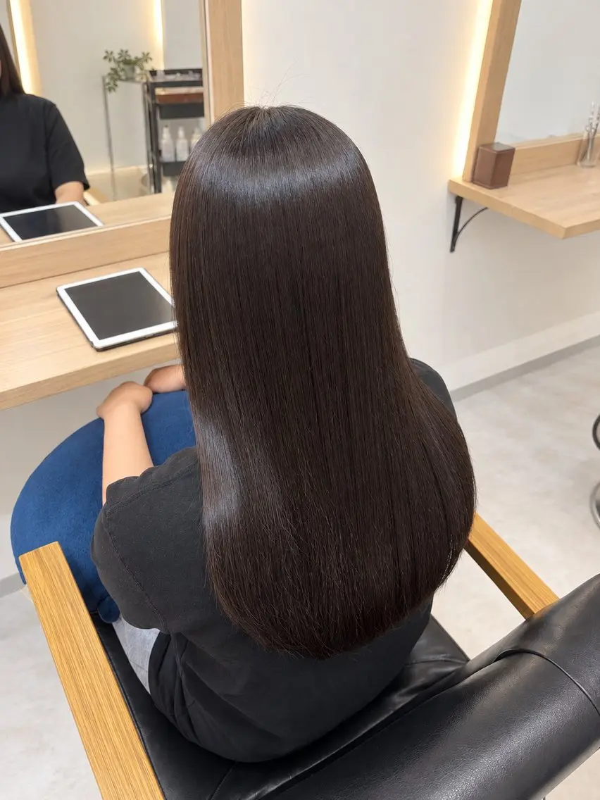 ロング 縮毛矯正 トリートメント カット 縮毛矯正 トリートメント 🤍aina / anyhow🤍のヘアスタイル