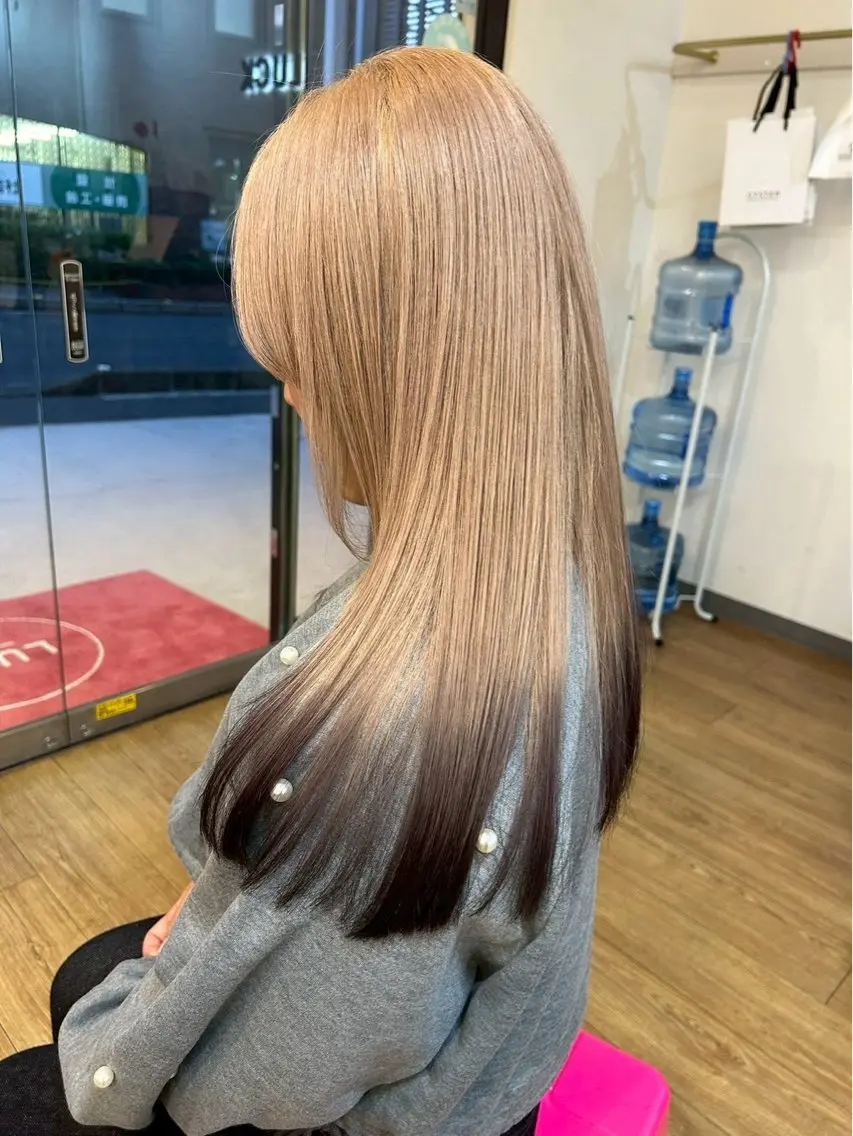 ロング カラー LUCK ユナのヘアスタイル