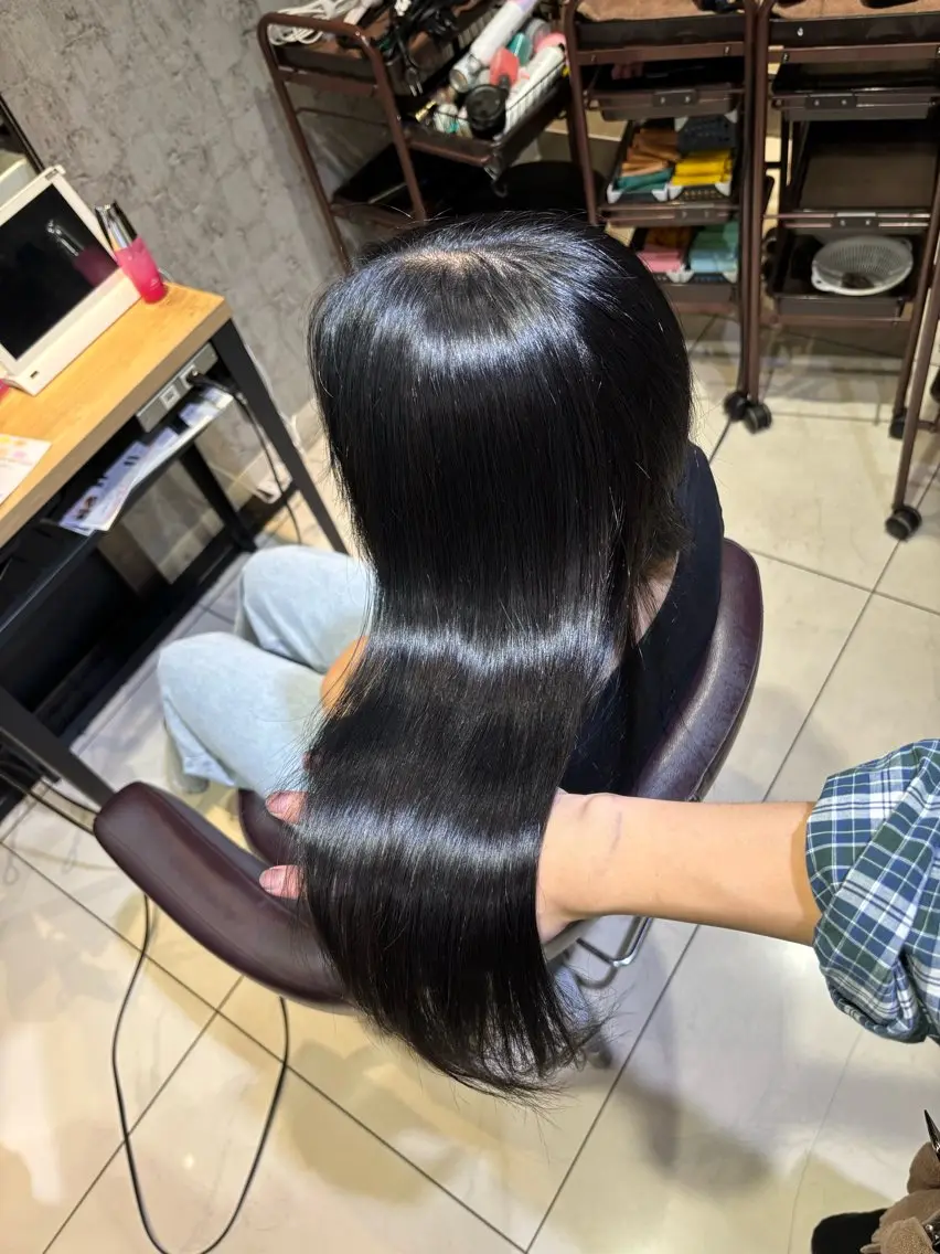 ロング カラー カット ヘアカラー トリートメント 🩵レイヤー✖︎ 髪質改善🩵リョウヤのヘアスタイル