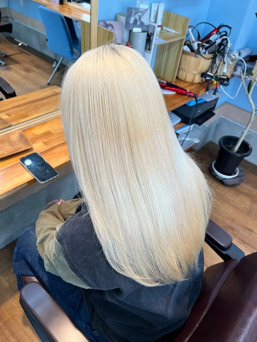 セミロング 髪質改善 トリートメント ヘアカラー トリートメント ヘッドスパ 🫧ハイトーン/ ブリーチ🫧白石航汰のヘアスタイル
