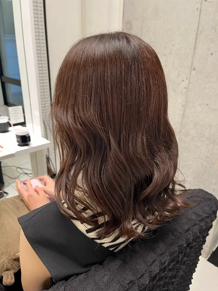 sena⌇ベージュ⌇ ブリーチなしWカラーのヘアスタイル