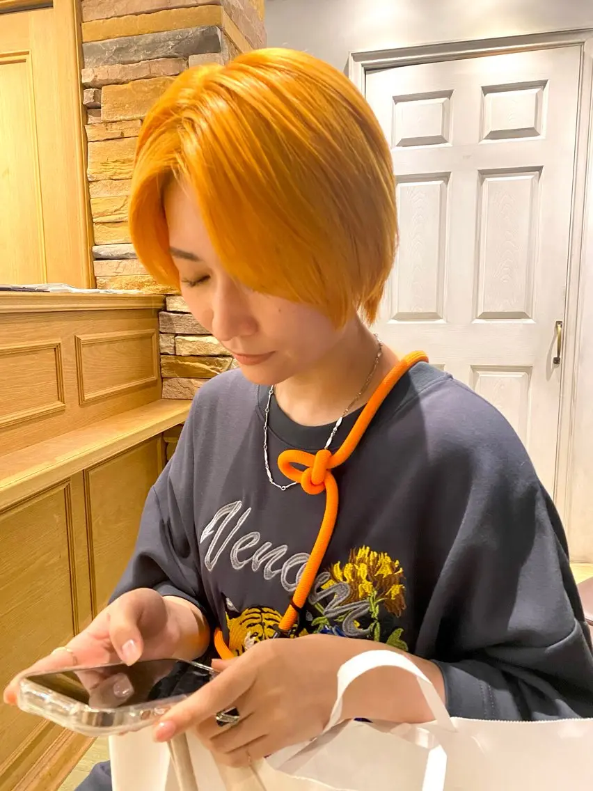 ショート カラー カシス オレンジ ヘアカラー トリートメント 千 田のヘアスタイル