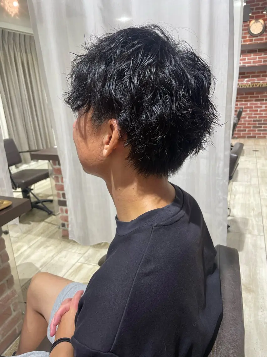 パーマ メンズ 兼松 美香のヘアスタイル