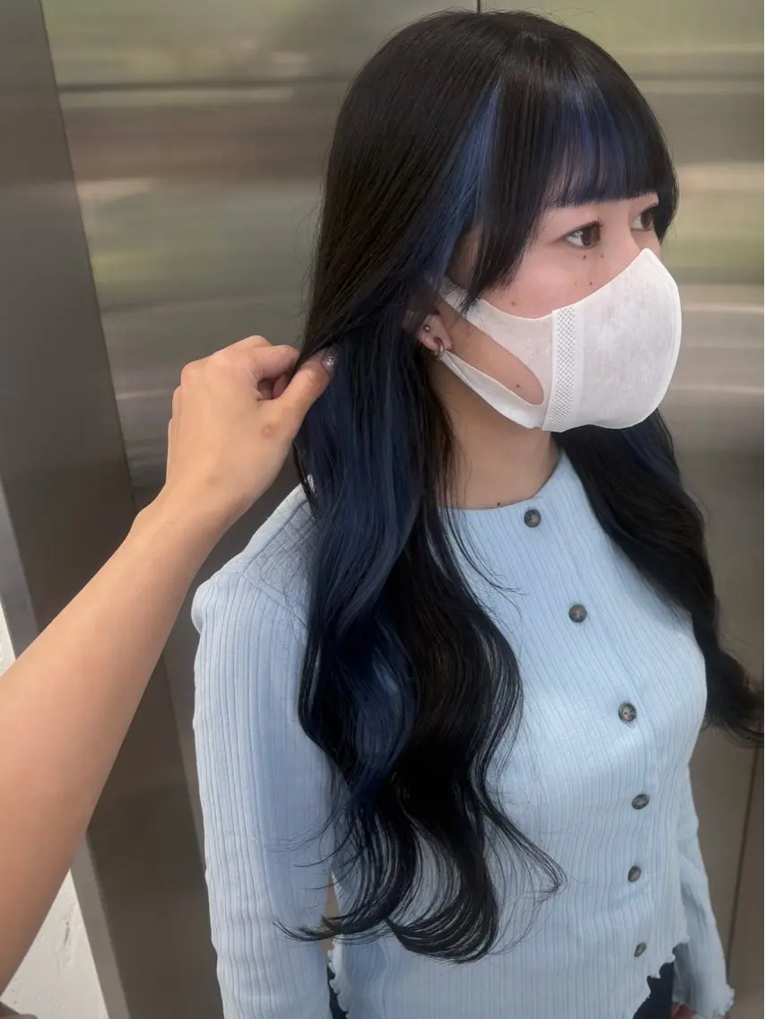 ロング カラー 黒髪 ブルーカラー ブルーブラック カット ヘアカラー 🌟ゆりあ🌟 JILLSTUDIOのヘアスタイル