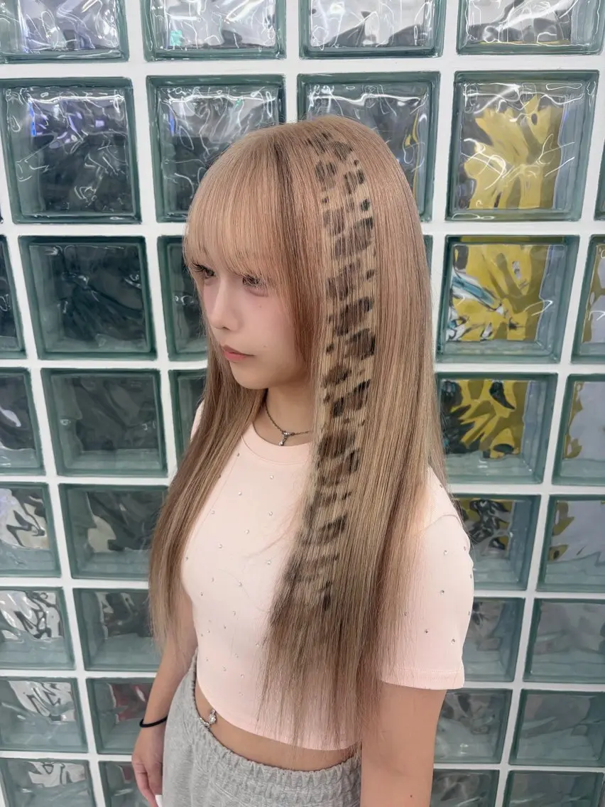 ロング エクステ エクステ 三尾 樺緒のヘアスタイル