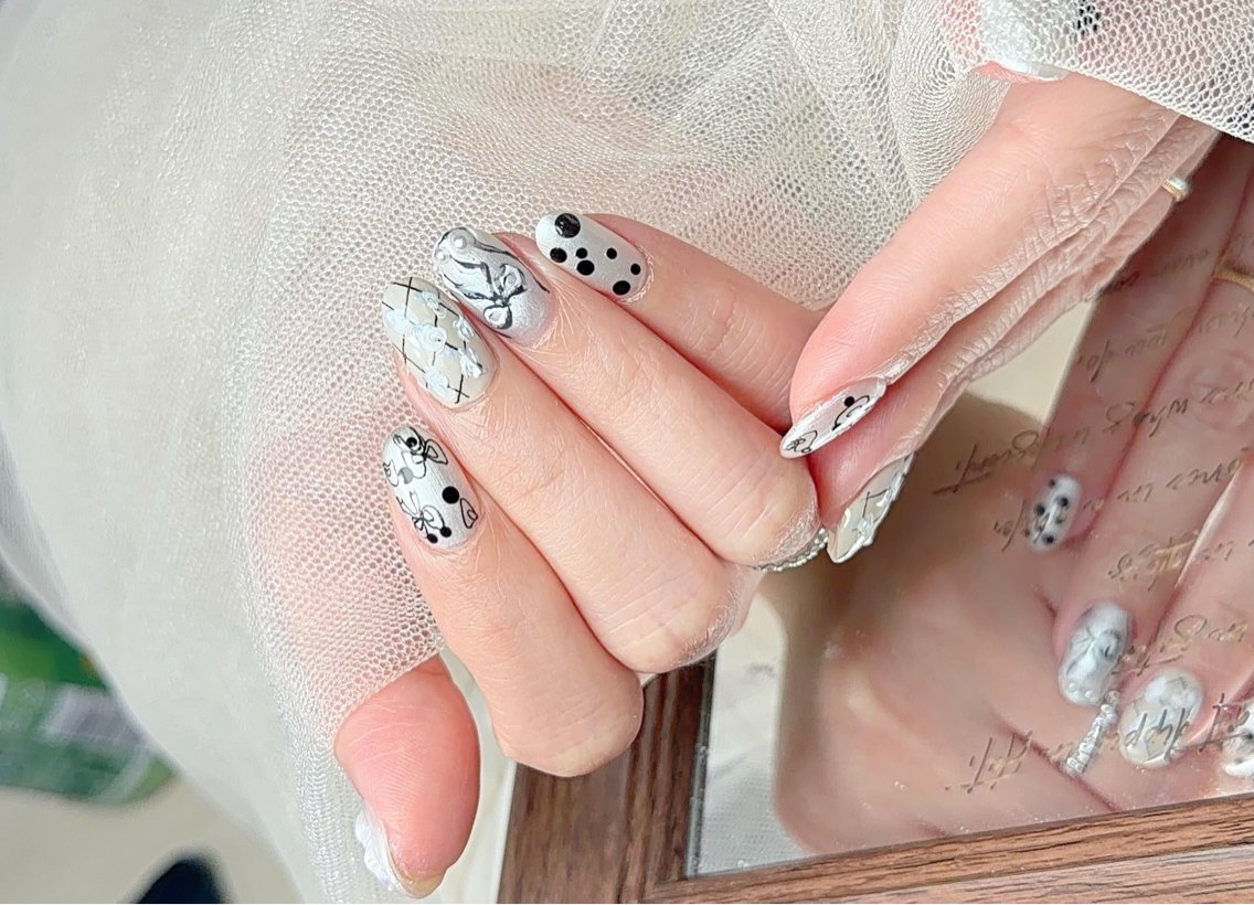 ネイル ハンドネイル YUMI ニュアンスnailsのネイルデザイン