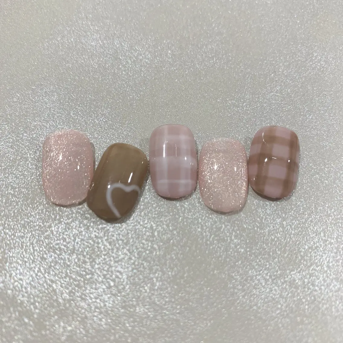 ネイル emiu petiteのネイルデザイン