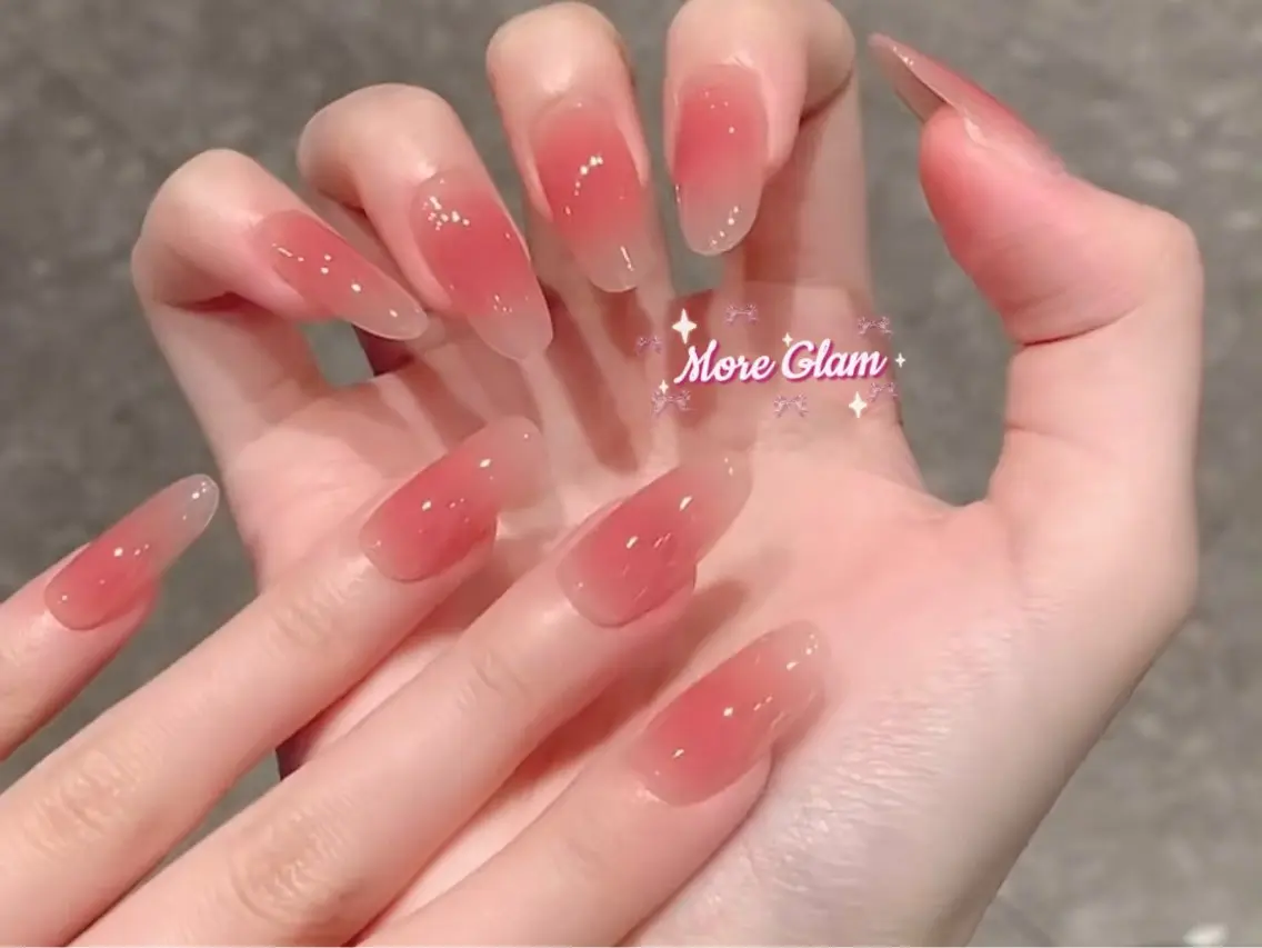 ネイル アートネイル オーロラネイル クリアネイル 長さ出し フレンチネイル コグマ エリのネイルデザイン