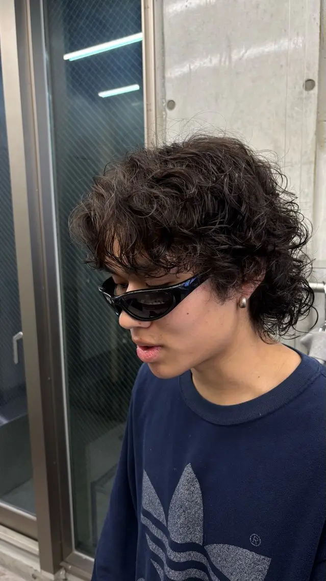 ミディアム パーマ fifth原宿 AiRi🧸のヘアスタイル