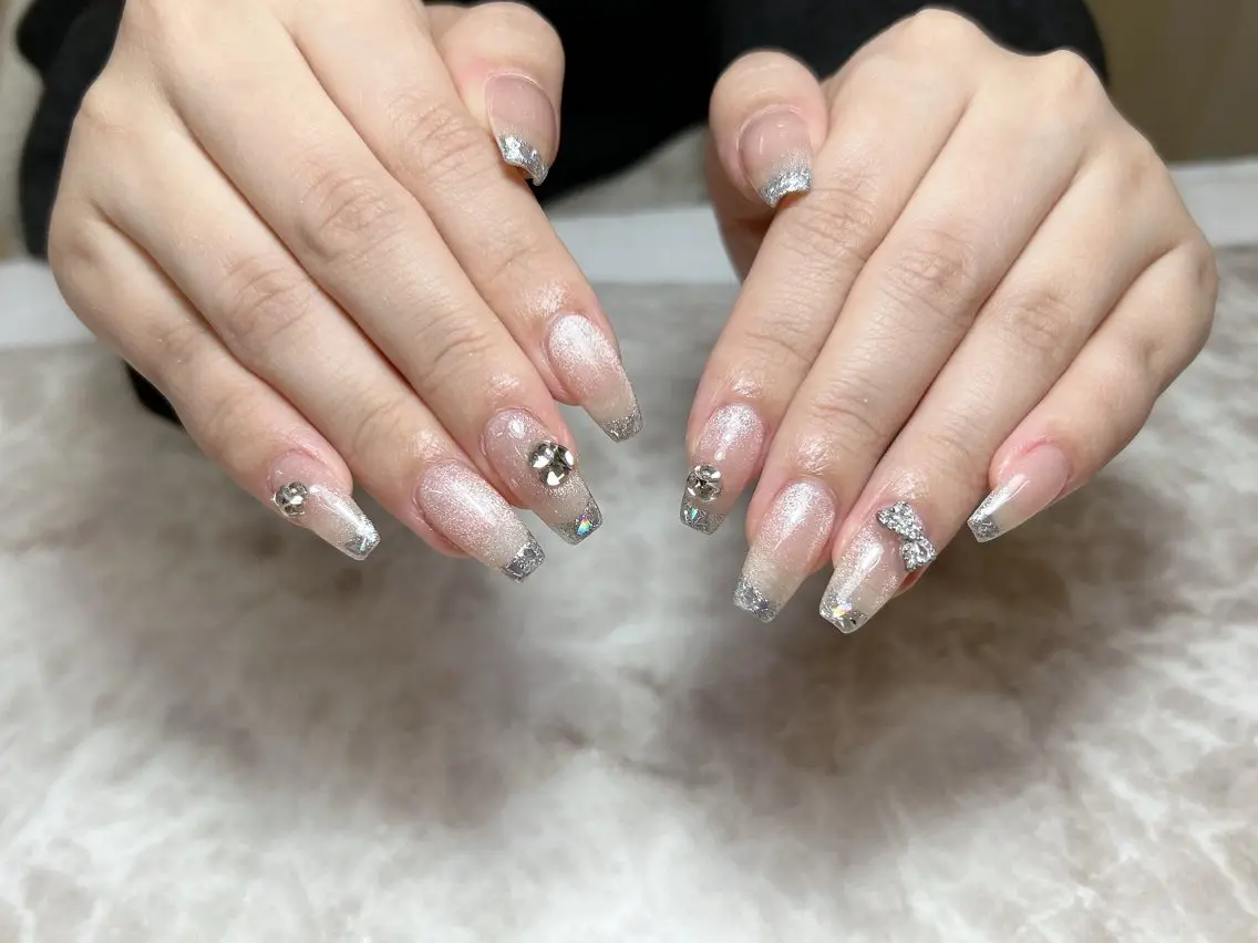 ネイル C Cのネイルデザイン