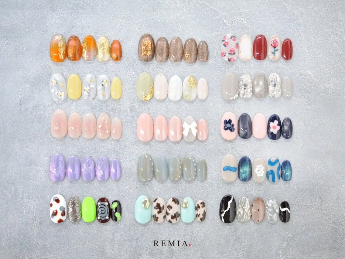 ネイル REMIA 🤍 NAKANEのネイルデザイン