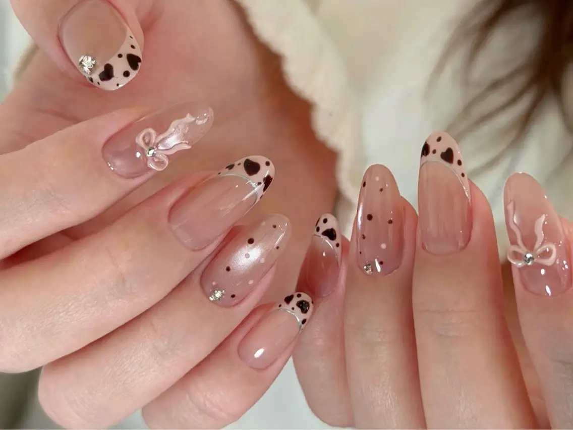 ネイル オーロラネイル 長さ出し フレンチネイル ジェルネイル ガラスフレンチ ハンドネイル Rela・S NAILのネイルデザイン