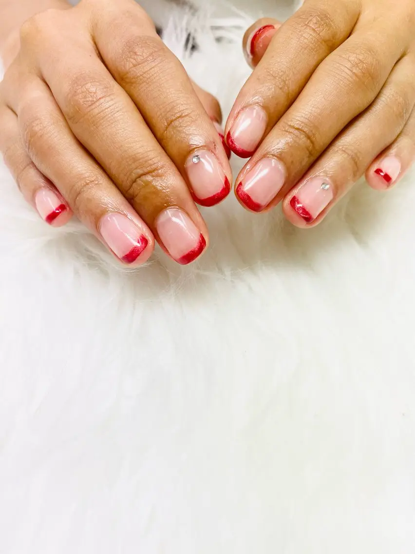 ネイル フレンチネイル シンプルネイル maninail iswaのネイルデザイン