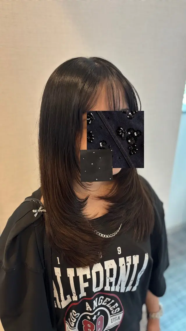 ミディアム ュィ/ 似合わせカットのヘアスタイル