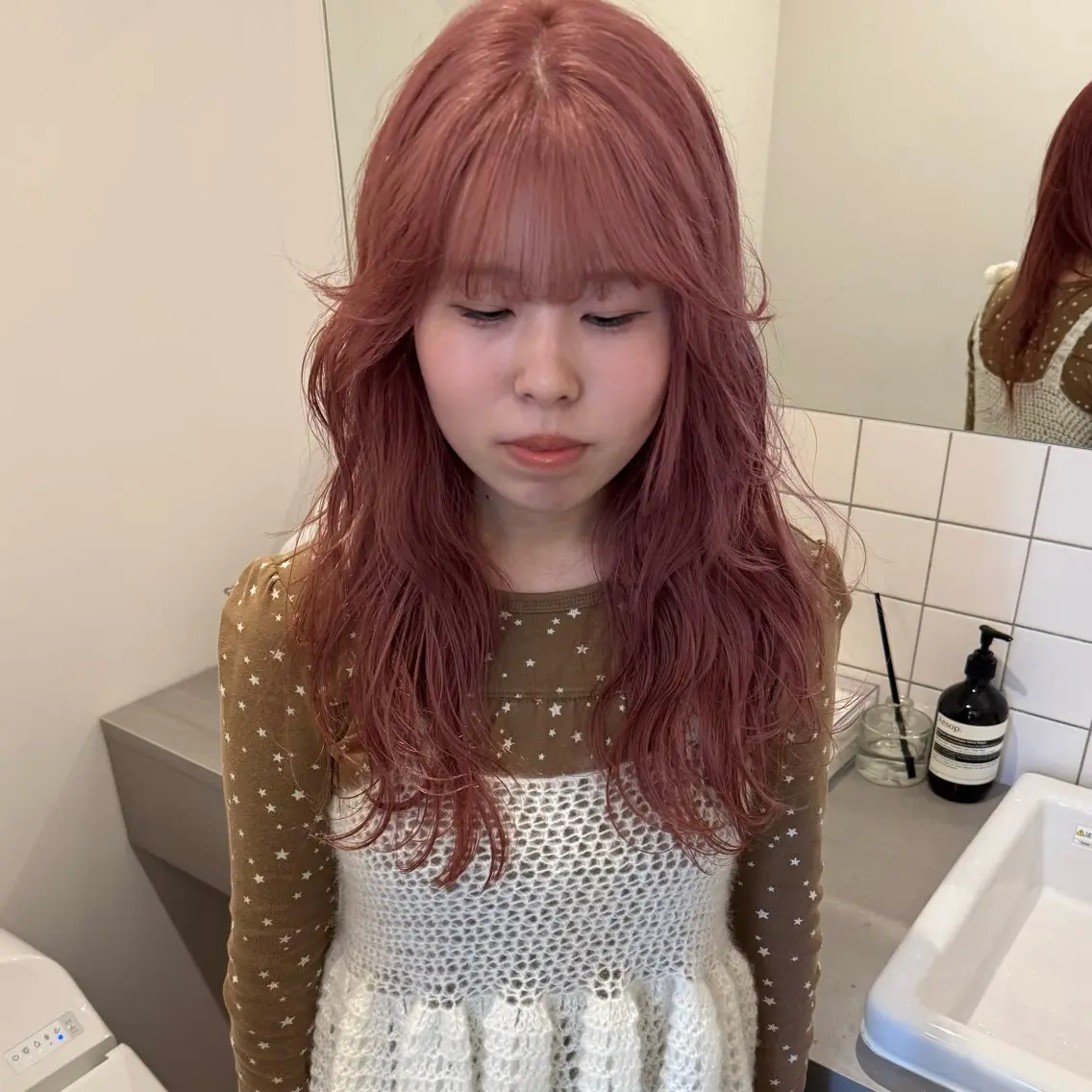ロング カラー ベージュカラー ピンクカラー ピンクベージュ 舟橋耀/ブリーチカラ ー/レイヤーカットのヘアスタイル