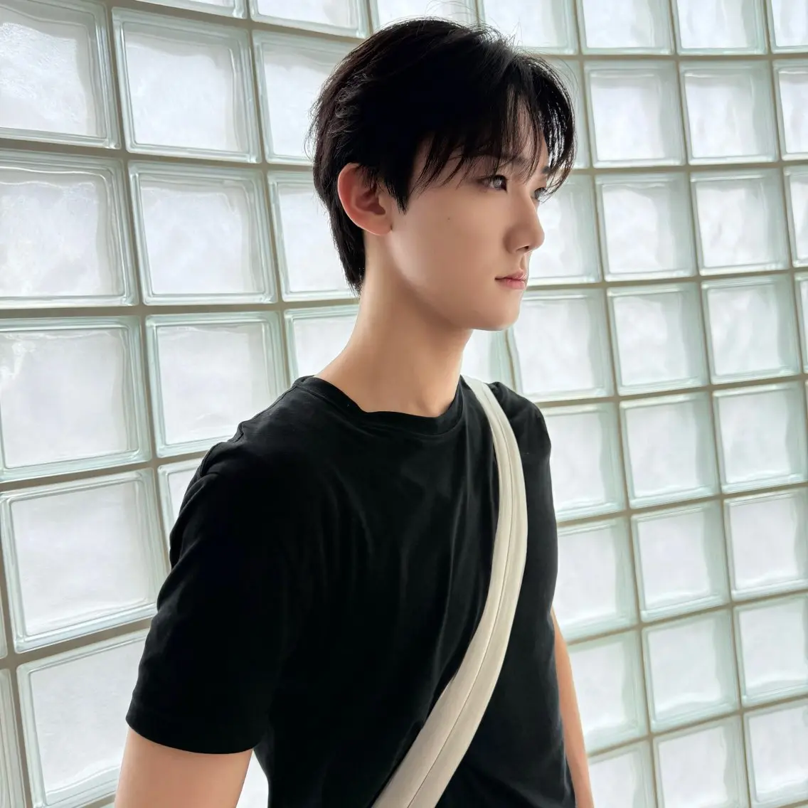 ✴︎ミニモ限定🫱🏼🫲🏽5月新メニュー‼️"メンズカット+ポイントパーマ"🧑🏼🦱の写真