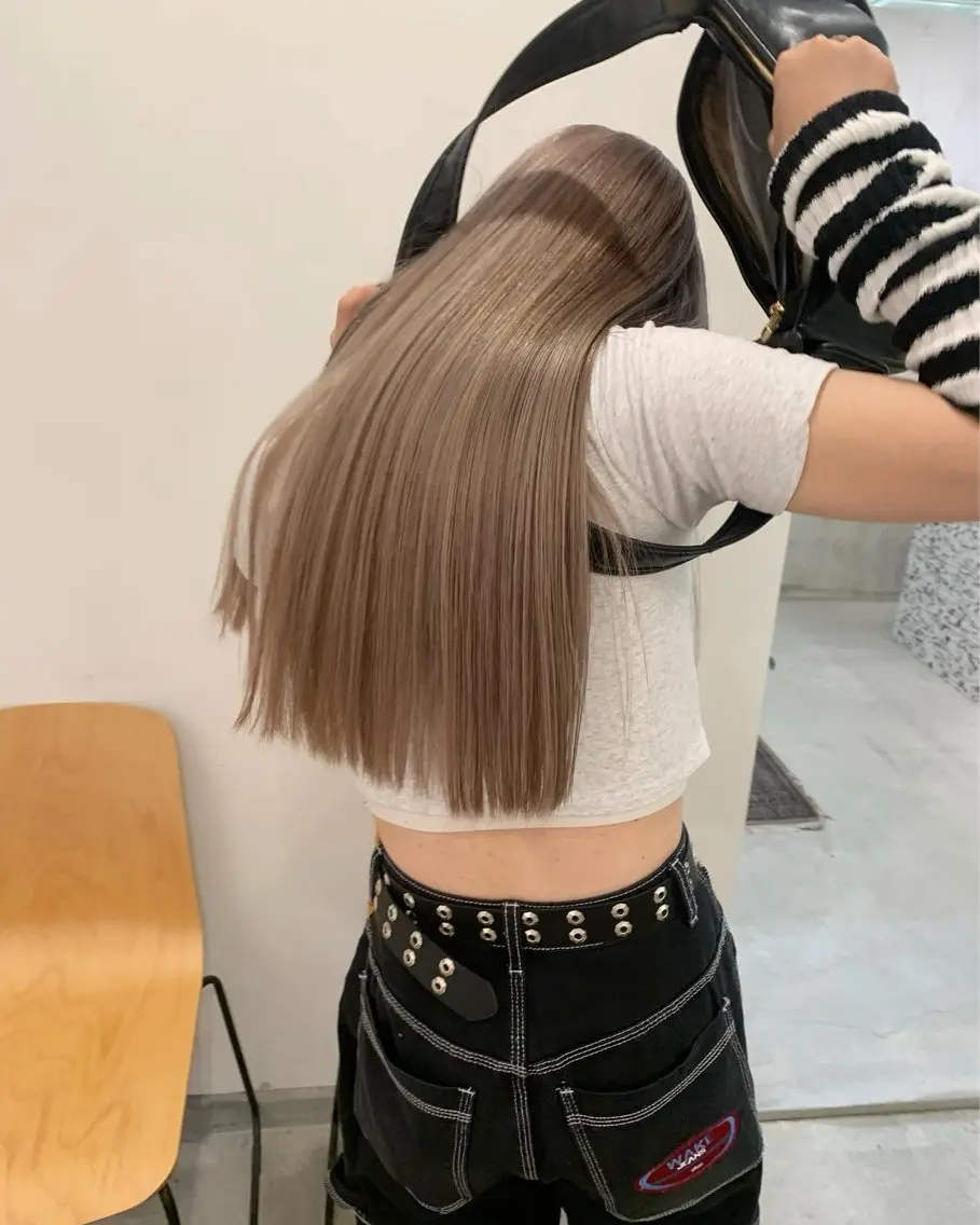 ロング カラー yuumi／透明感 カラー♩のヘアスタイル