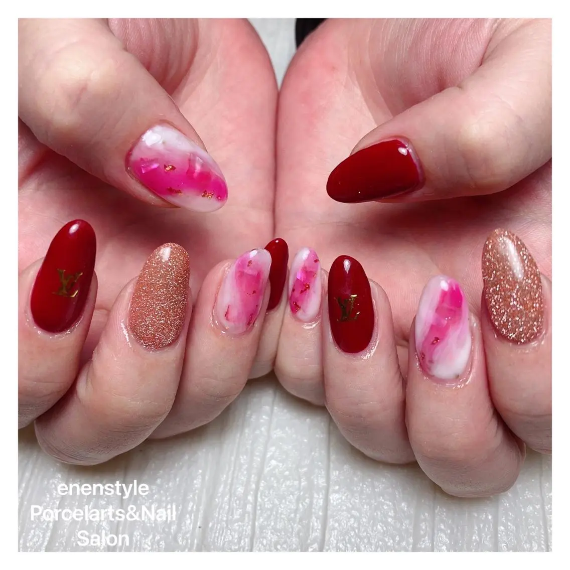 ミディアム ネイル ハンドネイル 🐾enen style 🐾のネイルデザイン