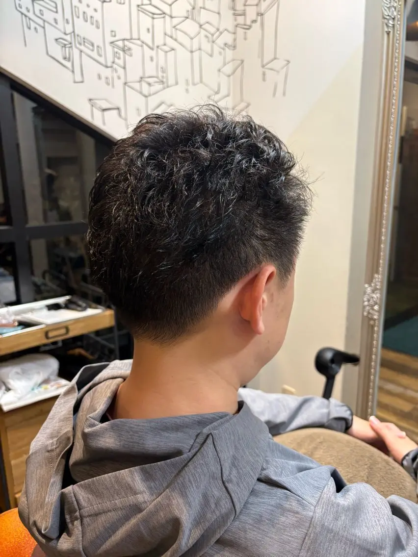 ショート カット 小松 美咲のヘアスタイル