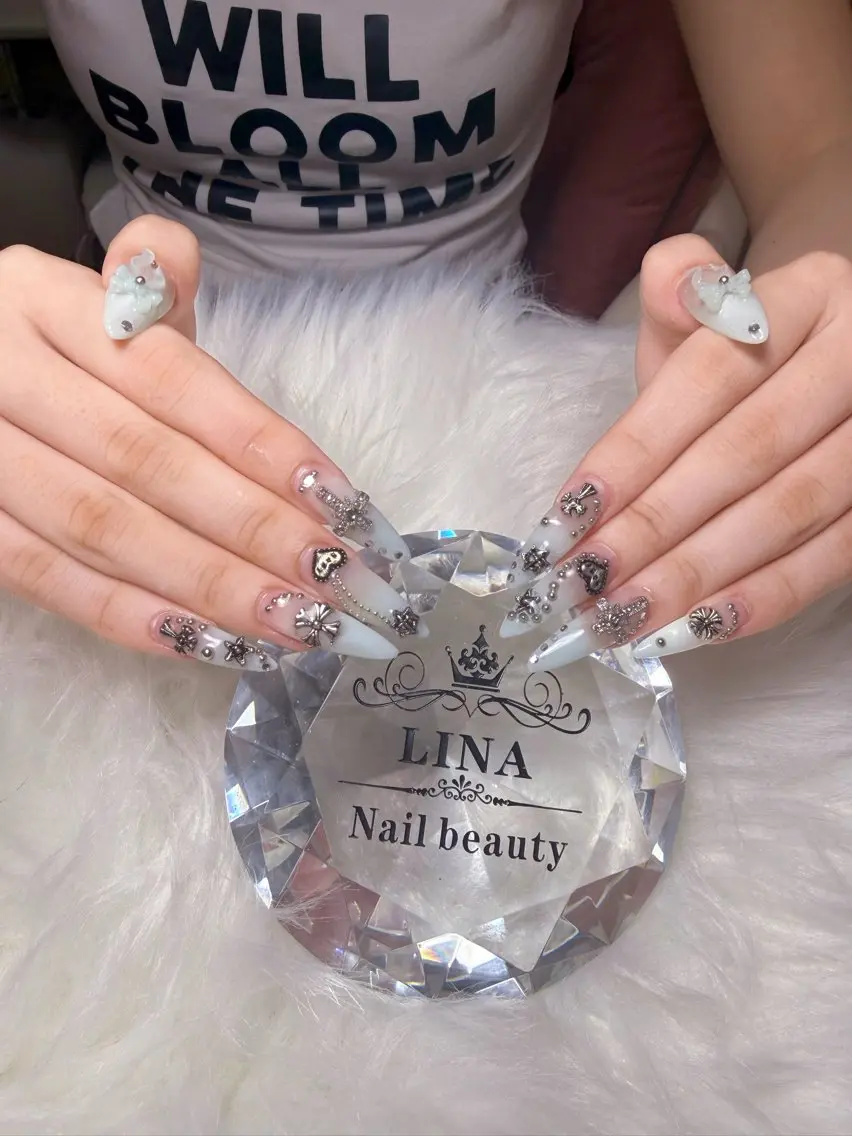ネイル ジェルネイル ニュアンスネイル 夏ネイル Lina  nail beautyのネイルデザイン