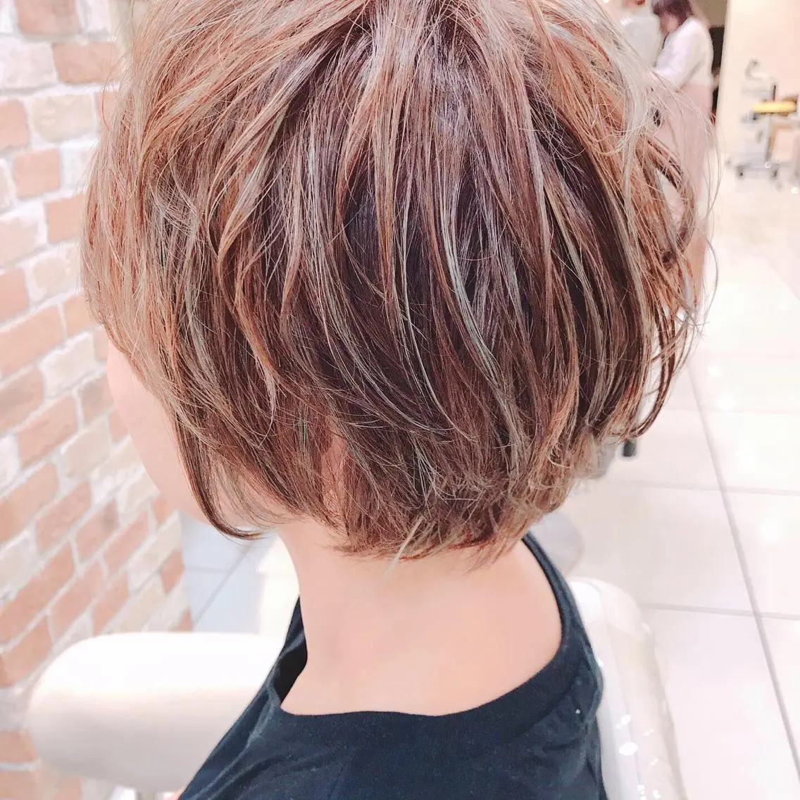 ショート カラー 店長 大方康暉のヘアスタイル