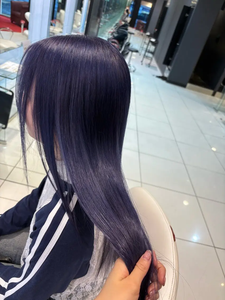カラー ブリーチ 松葉 小春のヘアスタイル