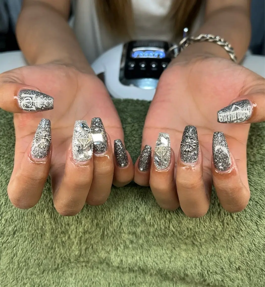 ネイル 長さ出し ハンドネイル フットネイル MHR nailのネイルデザイン
