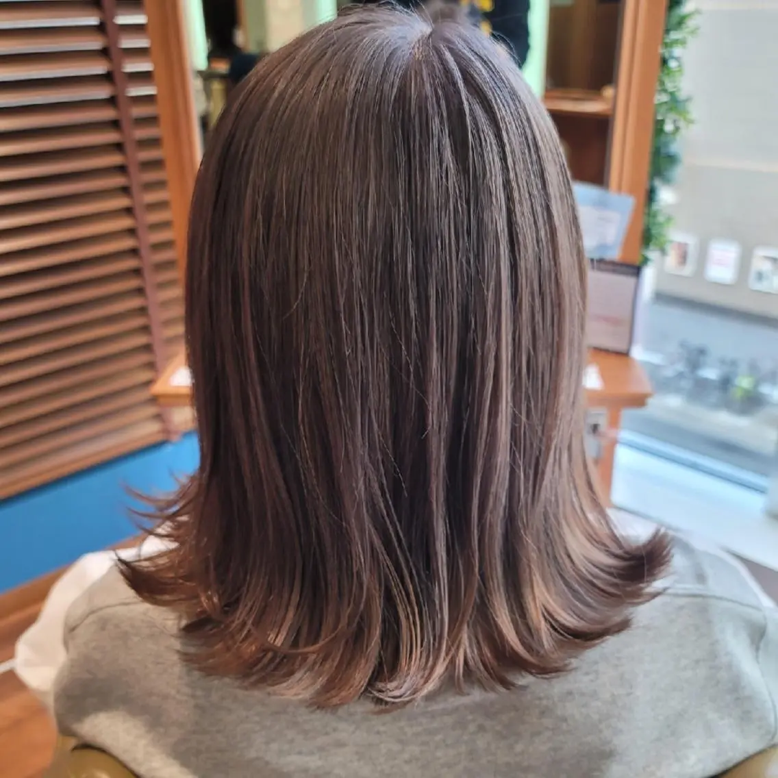 ミディアム ツヤ髪専門美容師✨️ ナカノユウキのヘアスタイル