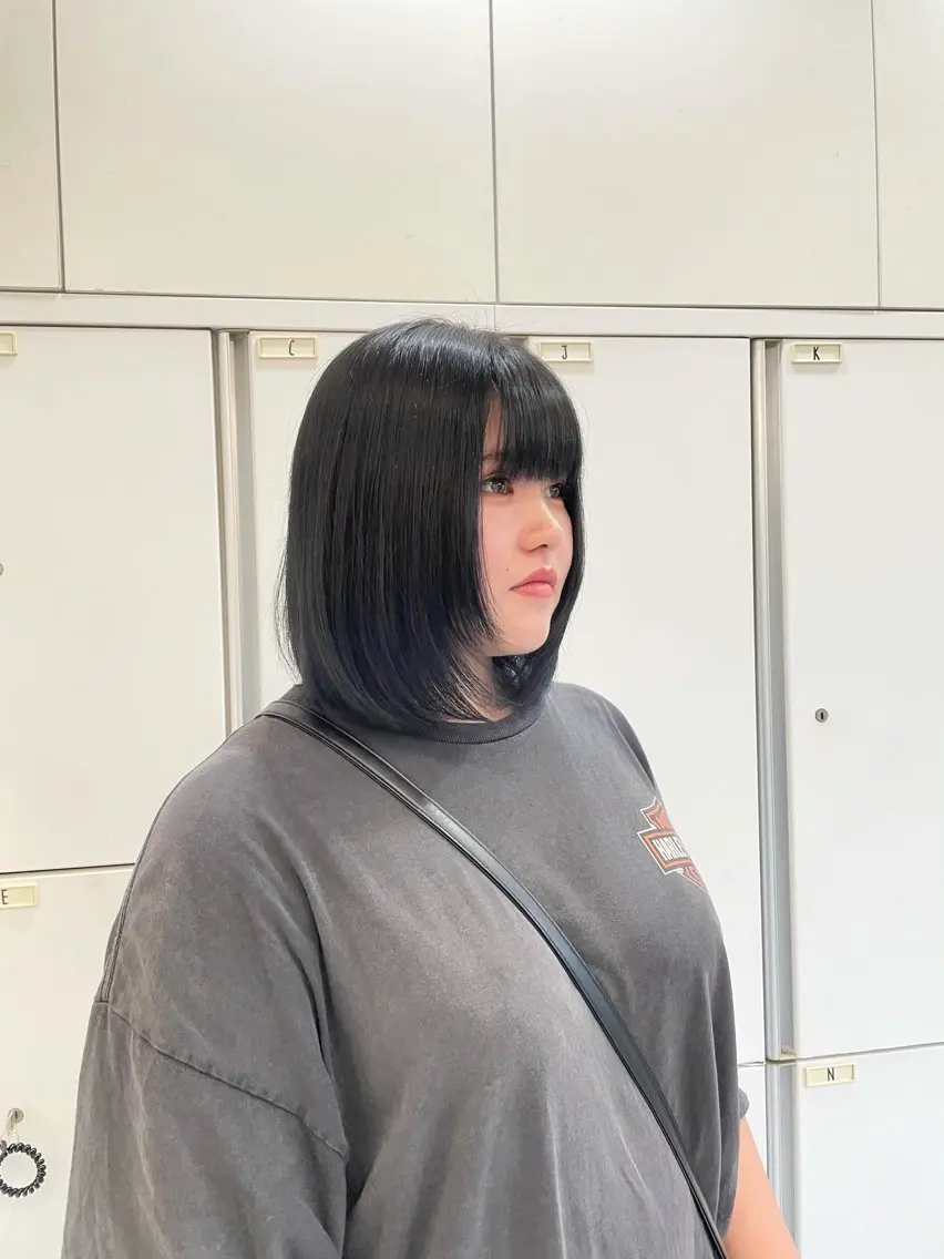 ミディアム カラー nanaka :のヘアスタイル