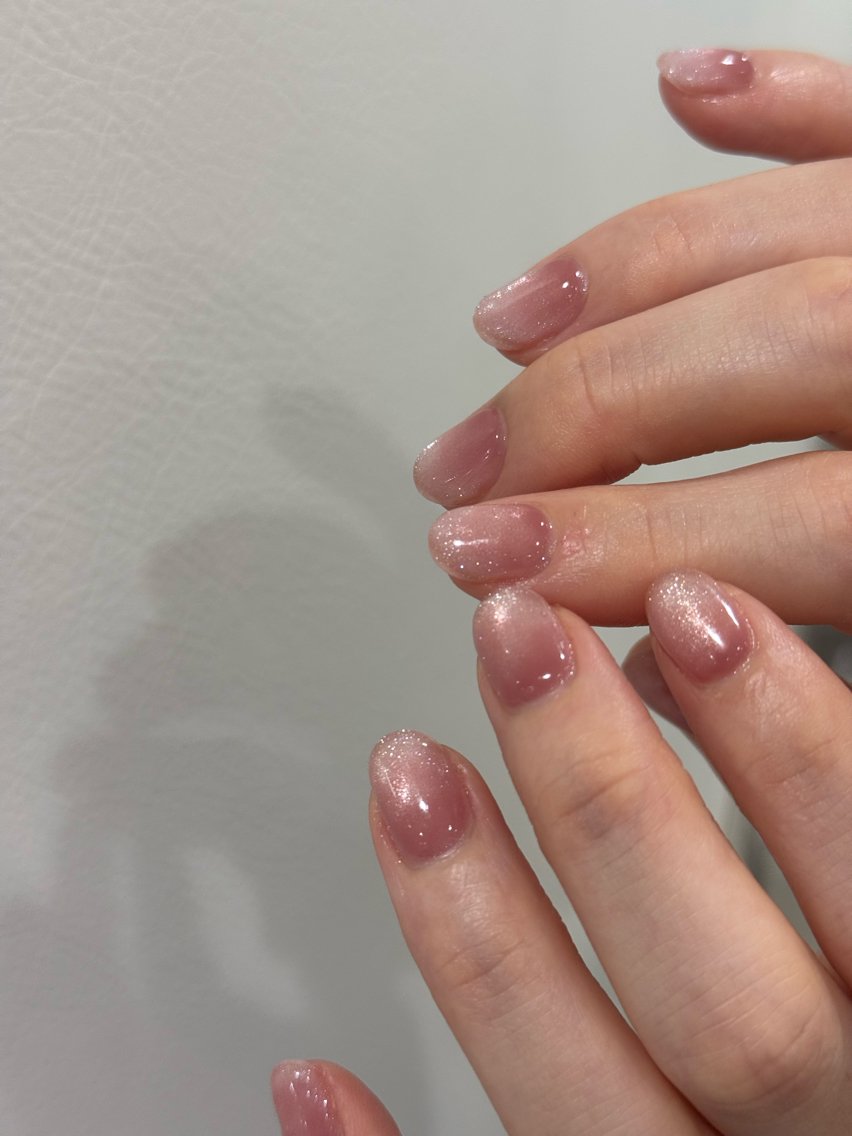 ネイル キラキラネイル マグネットネイル ニュアンスネイル シンプルネイル ハンドネイル Miyu __ Nailのネイルデザイン